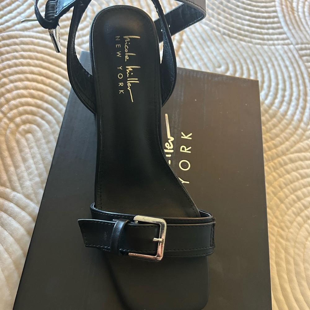 Nicole Miller Black Strappy Heels new in box 8